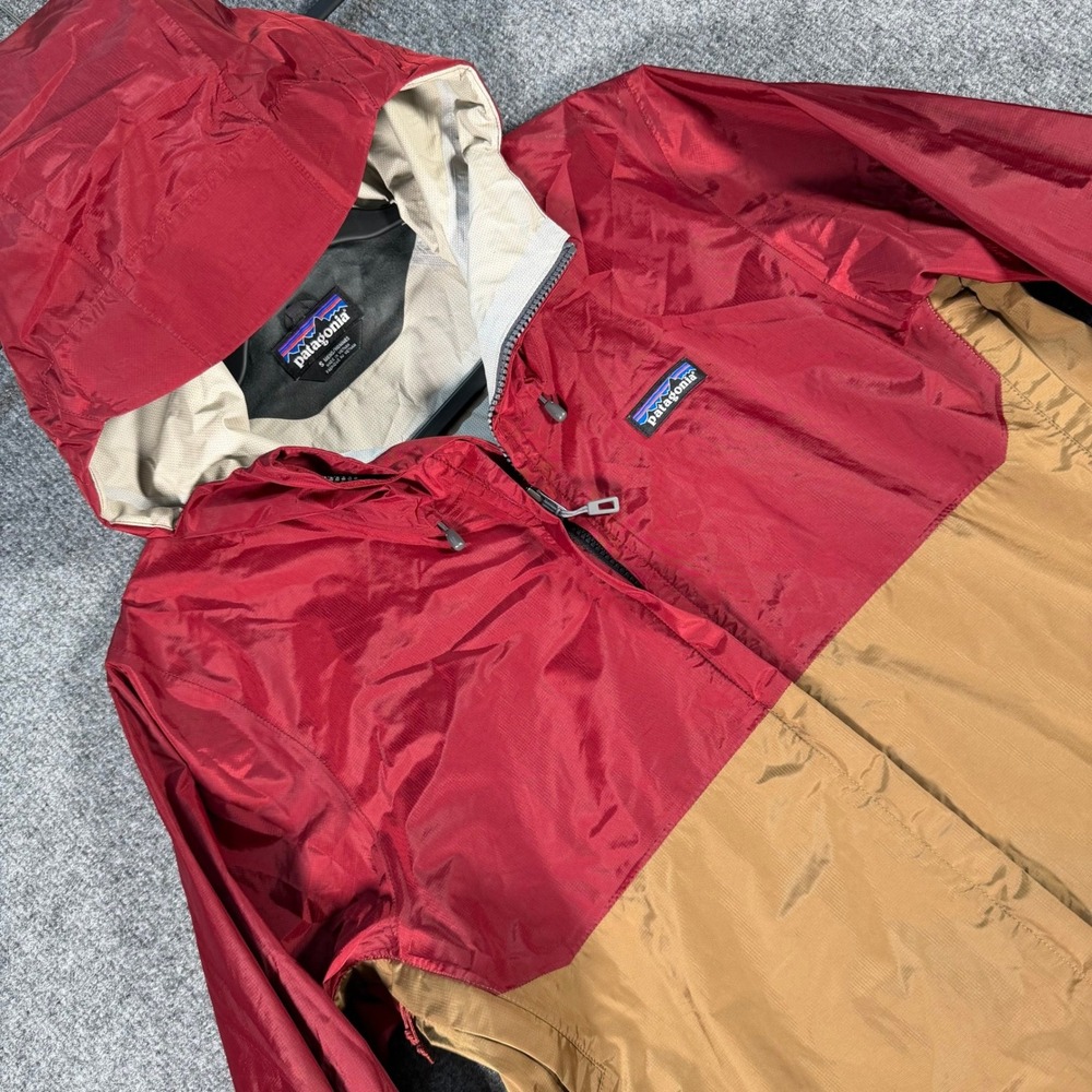 Patagonia Torrentshell H2No Rain Jacket Mens Small Red Tan 83802 Full Zip #4689